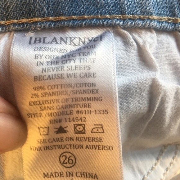 BLANK NYC patchwork distressed jeans - Picture 13 of 14